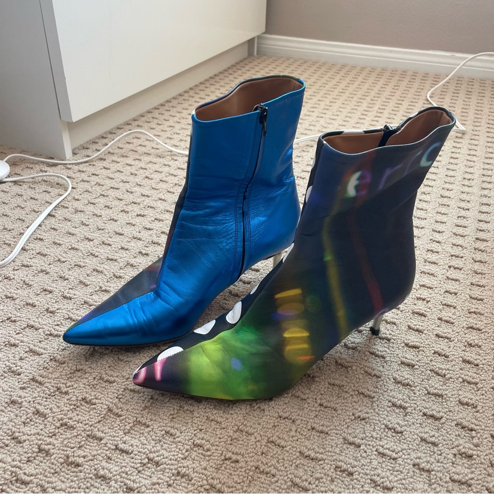 RARE Maison Margiela “After Party” kitten heel printed ankle boots - Picture 2 of 7